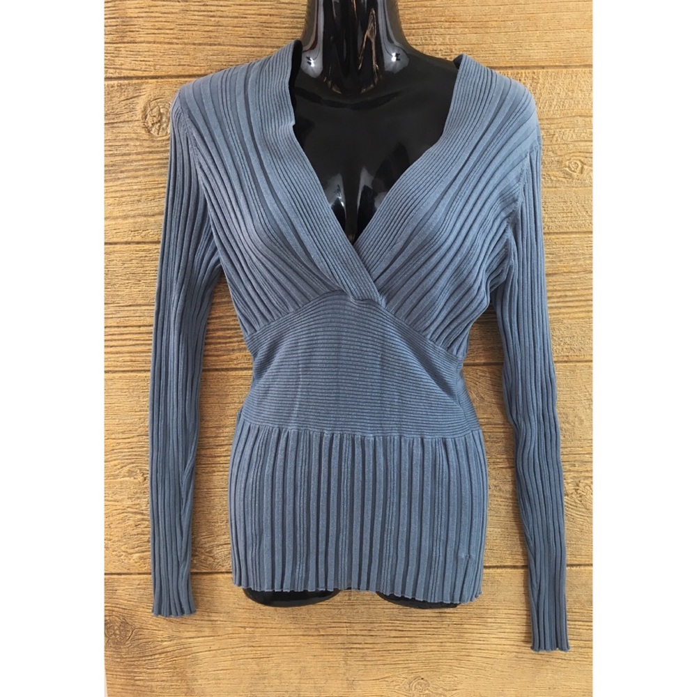 CAbi Women's Sweater Shirt Size Small Silk Blue